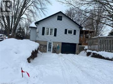 Oxford, Ontario - Cellar