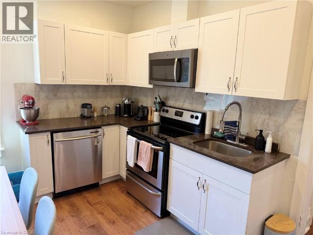 apartment at 207 CHARLTON Avenue W, Hamilton, Ontario, L8P2E3