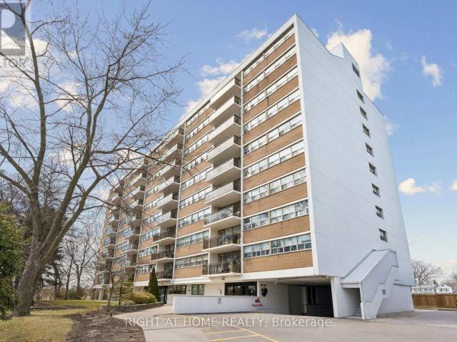 apartment at 207 212 KERR STREET, Oakville, Ontario, L6K3B1