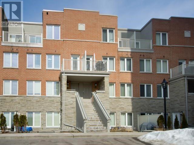apartment at 208 – 5 RICHGROVE DRIVE E