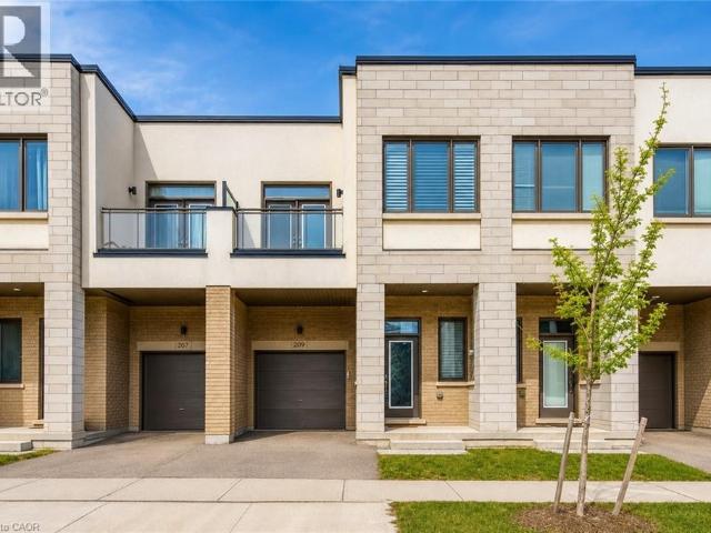 apartment at 209 FOWLEY Drive, Oakville, Ontario, L6H7C3