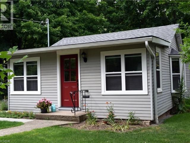 apartment at 201 MELVILLE Street, Dundas, Ontario, L9H2A9