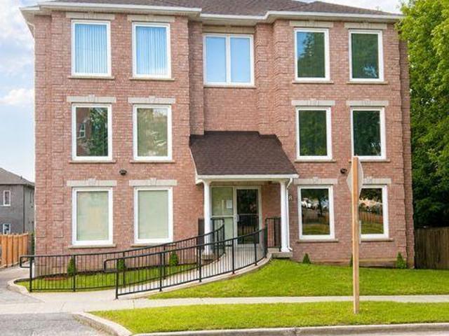 apartment at 201 208 CENTRE STREET S, Oshawa, Ontario, L1H4A9
