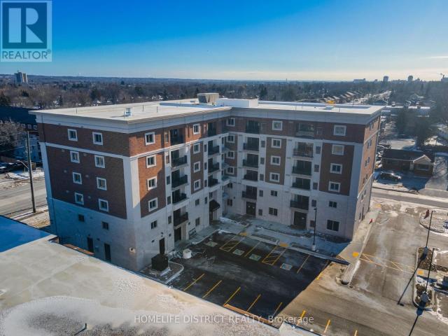 apartment at 202 976 SIMCOE STREET N, Oshawa, Ontario, L1G4W4