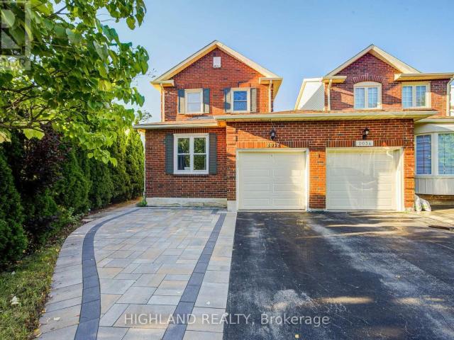 apartment at 2032 GLENADA CRESCENT, Oakville, Ontario, L6H4M5