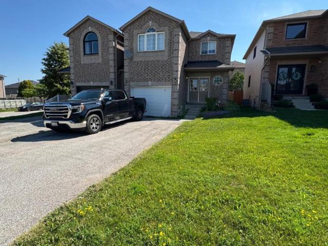 apartment at 20 COURTNEY CRESCENT, Barrie, Ontario, L4N5S7