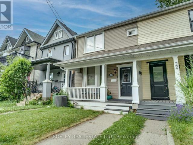 apartment at 20 CONNAUGHT AVENUE, Toronto, Ontario, M4L2V9