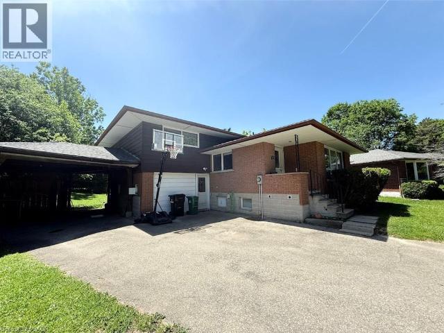 apartment at 20 CARDILL Crescent, Waterloo, Ontario, N2L3Y6