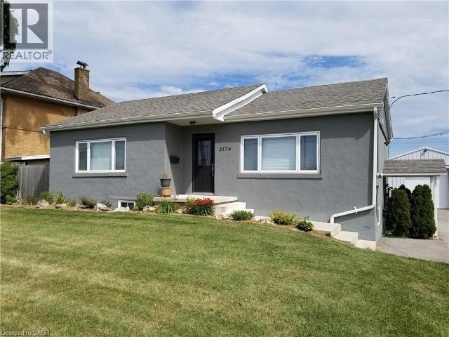 apartment at 2176 QUEENSWAY Drive Unit# 2, Burlington, Ontario, L7R3T1