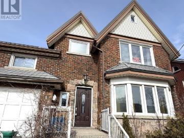 Kitchener, Ontario - Garden, Balcony, Parking