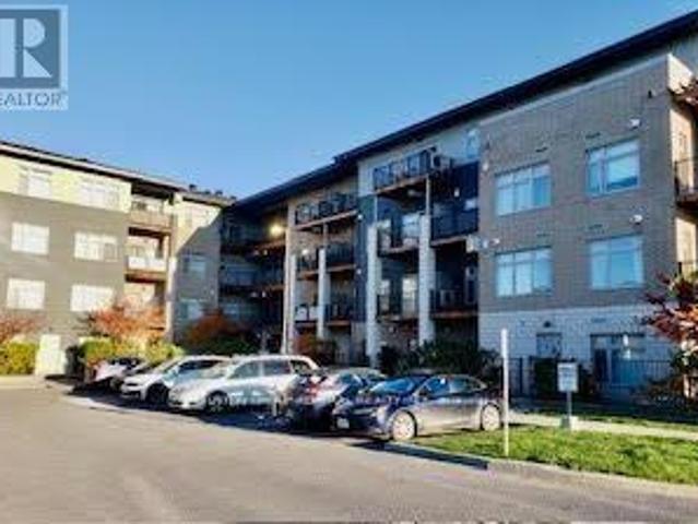 apartment at 218 2785 BASELINE ROAD, Ottawa, Ontario, K2H0B7