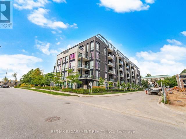 apartment at 210 42 MILL STREET, Halton Hills, Ontario, L7G0P9