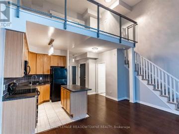 apartment at 2114 223 WEBB DRIVE, Mississauga, Ontario, L5B0E8