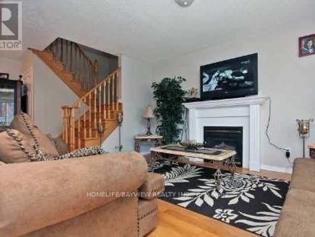 apartment at 211 DRUMMOND MAIN & SECOND FLOOR DRIVE, Vaughan, Ontario, L6A3C4