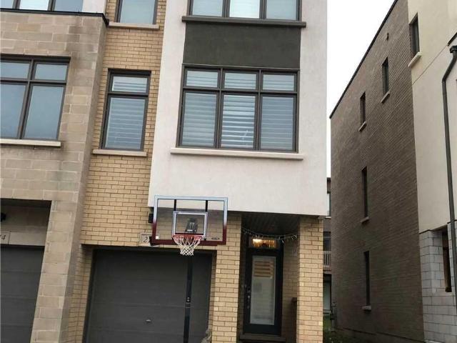 apartment at 212 SQUIRE CRESCENT