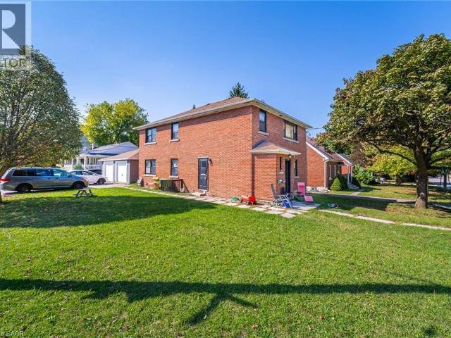apartment at 21 BEVERLEY Street Unit# LOWER, Waterloo, Ontario, N2L2H5