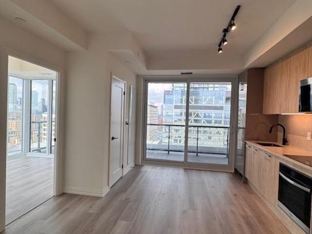 apartment at 2203 280 DUNDAS STREET W, Toronto, Ontario, M5T1G2