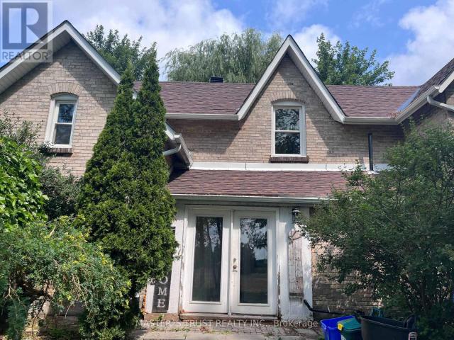 apartment at 22156 LESLIE STREET, East Gwillimbury, Ontario, L0G1R0