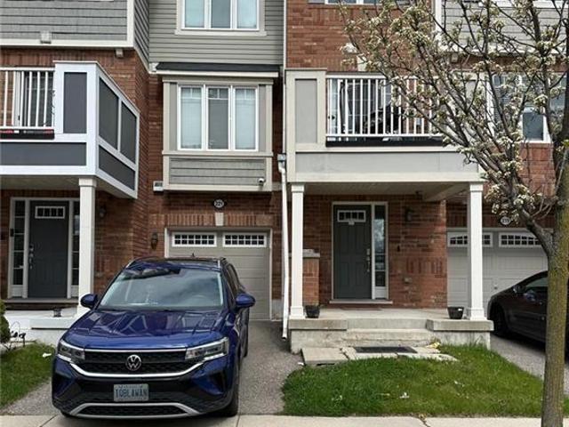 apartment at 221 SLINGSBY LANDING