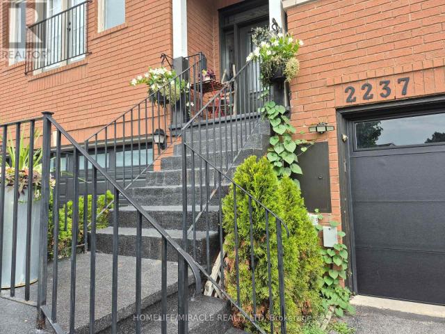 apartment at 2237 PRESCOTT PLACE, Burlington, Ontario, L7L6L3