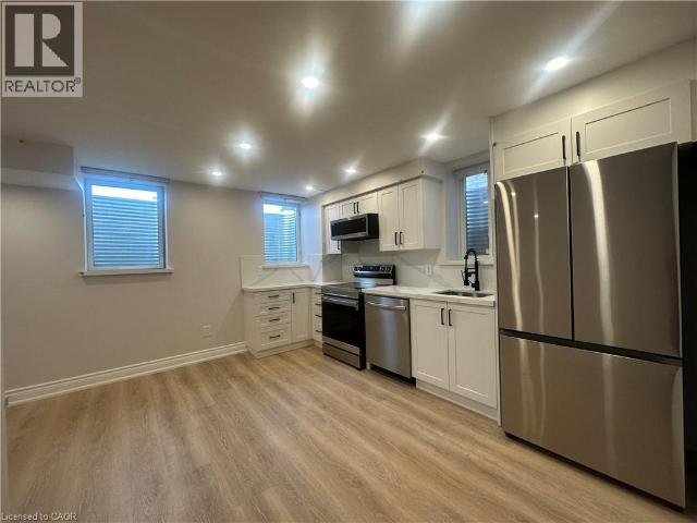 apartment at 22 GUNN Avenue, Brantford, Ontario, N3T0V3