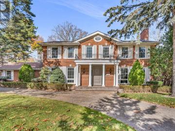 apartment at 22 SALONICA ROAD, Toronto, Ontario, M3C2L9