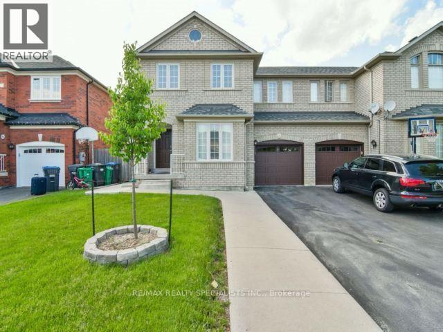 apartment at 22 STREAMSIDE LANE, Brampton, Ontario, L6R2A9