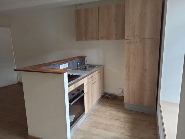 apartment at 23500 FELLETIN