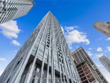 Apartment to rent in Annex - Terrace