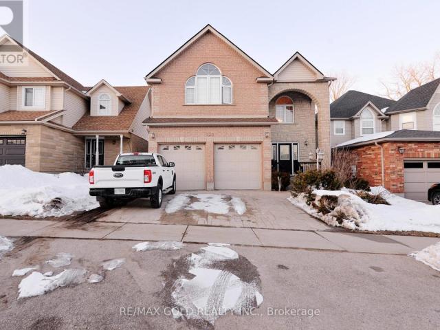 apartment at 230 DOON MILLS DRIVE, Kitchener, Ontario, N2P2R8