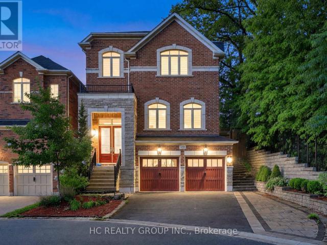 apartment at 233 BUTTERNUT RIDGE TRAIL, Aurora, Ontario, L4G3P1