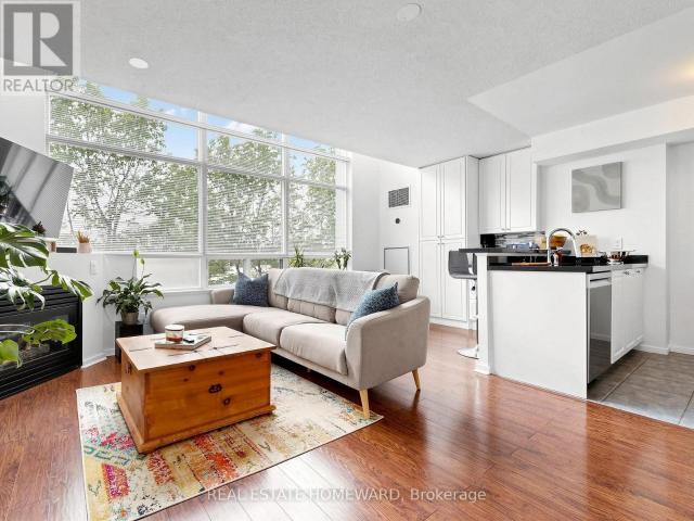 apartment at 233 200 MANITOBA STREET, Toronto, Ontario, M8Y3Y9