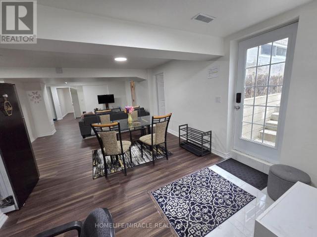 apartment at 23 THISTLEDOWN CRESCENT, Whitby, Ontario, L1R3P2