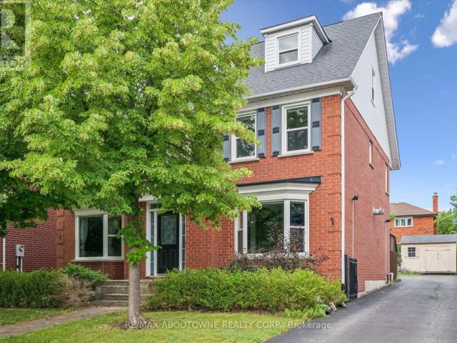 apartment at 2456 SIXTH LINE, Oakville, Ontario, L6H5Z8