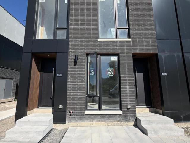 apartment at 246 ELLIS AVENUE, St. Catharines, Ontario, L2P0H2