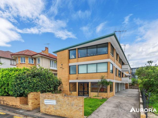 apartment at 2/400 Kingsford Smith Drive, Hamilton, Australia