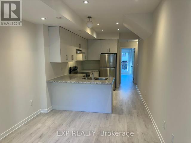 apartment at 241 15100 YONGE STREET, Aurora, Ontario, L5G4C8