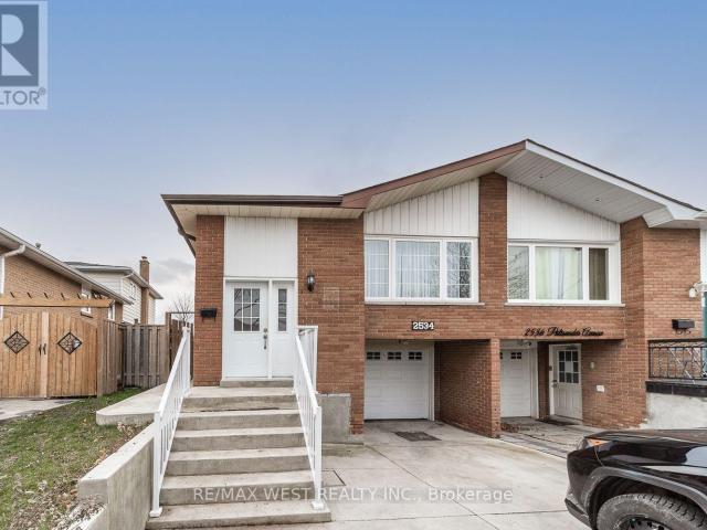 apartment at 2534 PALISANDER AVENUE, Mississauga, Ontario, L5B2L2