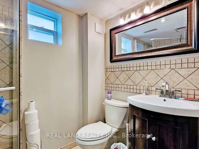 apartment at 26 GLAMIS AVENUE, Toronto, Ontario, M6N4H6