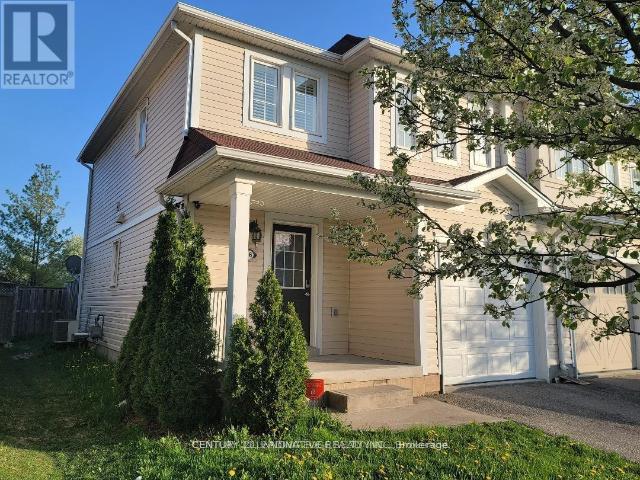 apartment at 26 DUNCAN AVENUE