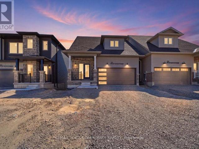 apartment at 26 FLAN BOULEVARD, Barrie, Ontario, L9J0E1