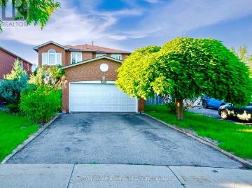 apartment at 26 PANDORA COURT, Richmond Hill, Ontario, L4S1J4