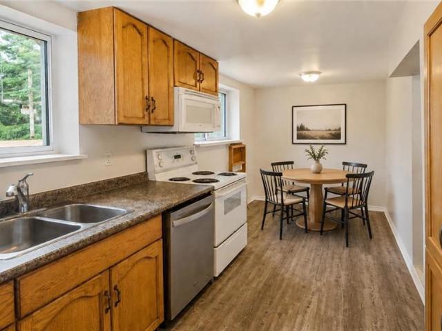 apartment at 27 ELMHURST Crescent