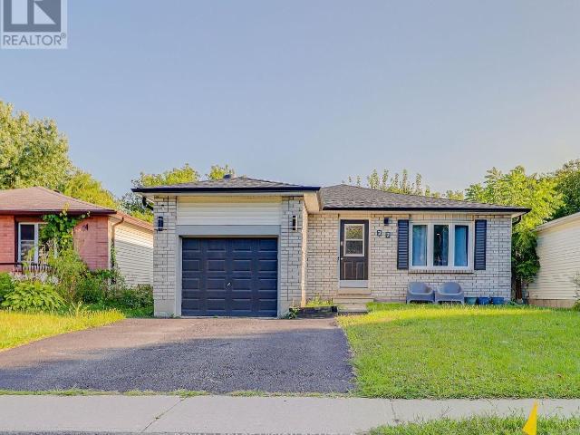 apartment at 27 MAITLAND DRIVE, Barrie, Ontario, L4M5V9