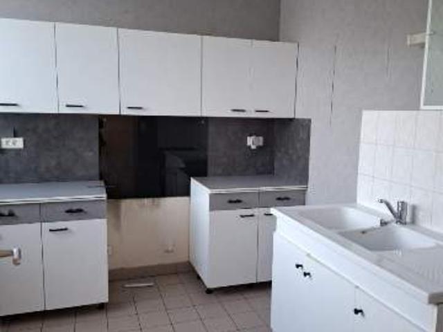 Apartment at 27 Pont Audemer, PONT AUDEMER, 27500, France