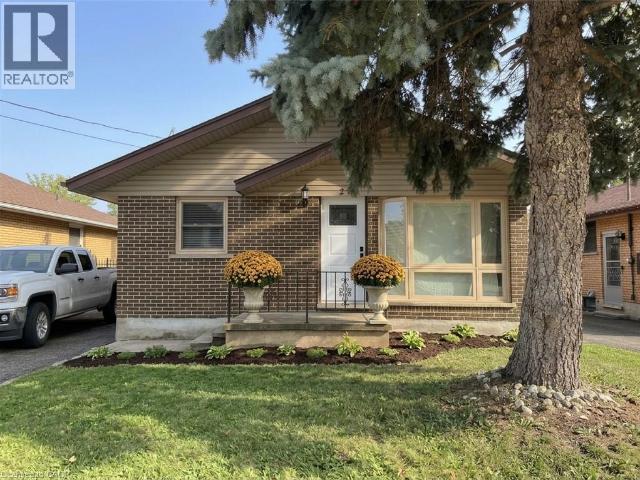 apartment at 27 WINSLOW Drive, Kitchener, Ontario, N2M3C9