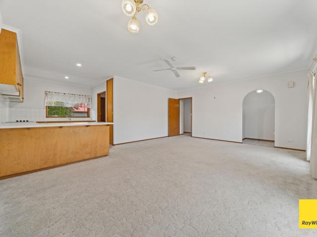 apartment at 2/87 Marong Road, Golden Square, VIC 3555
