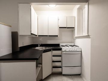studio at 28 Balmoral Ave. Midtown Toronto M4V 1J4