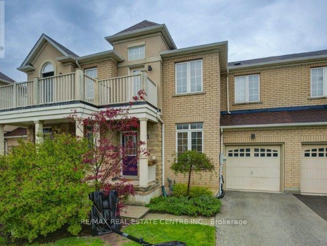 apartment at 28 GLENDARLING CRESCENT