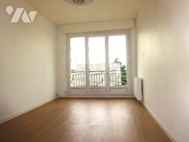 Apartment at 28 Nogent le Rotrou, NOGENT LE ROTROU, 28400, France